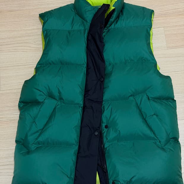 유니클로 x 마르니 패딩조끼