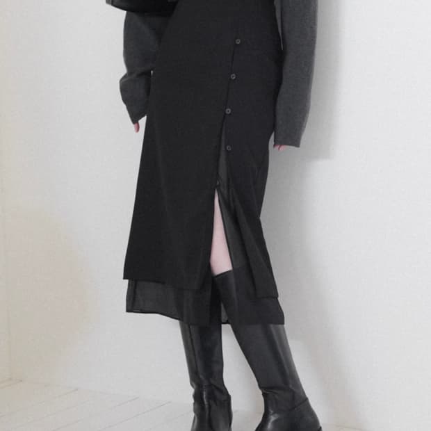 유유알 UUR 슈어 버튼 레이어 스커트 블랙 S