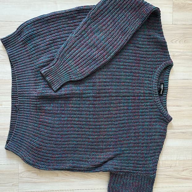 아메리칸어페럴 니트