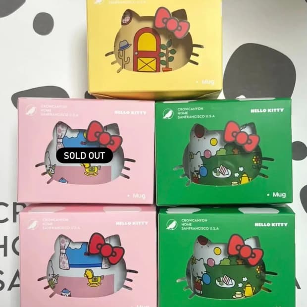 (새제품)크로우캐년X헬로키티 머그