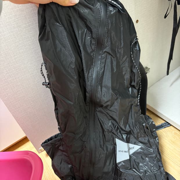 앤드원더 백팩 판매합니다