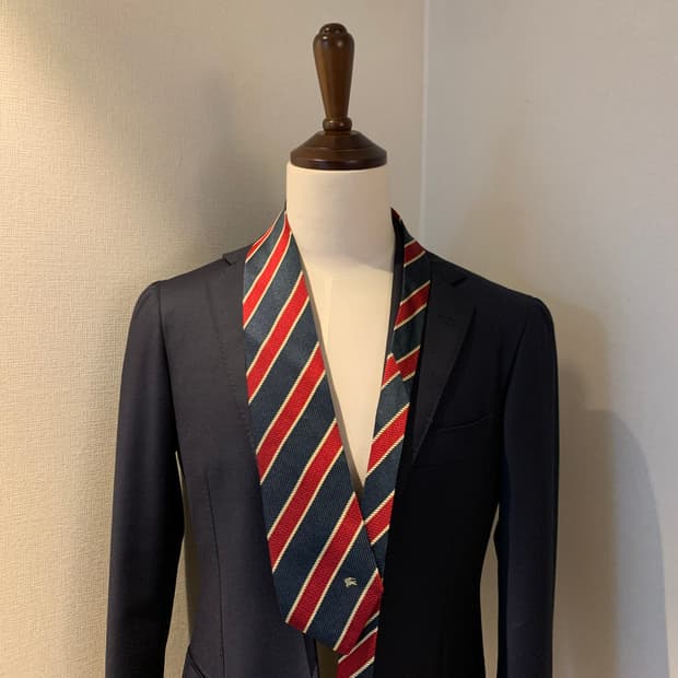 버버리(BURBERRY) 심플로고 스트라이프 클래식넥타이 명품 A+