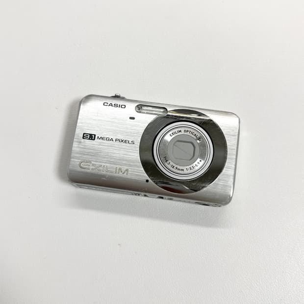 카시오 엑슬림 ex-z85 실버 디카 빈티지 카메라