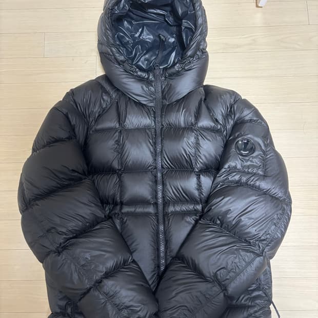 CP컴퍼니 DD쉘 블랙 L