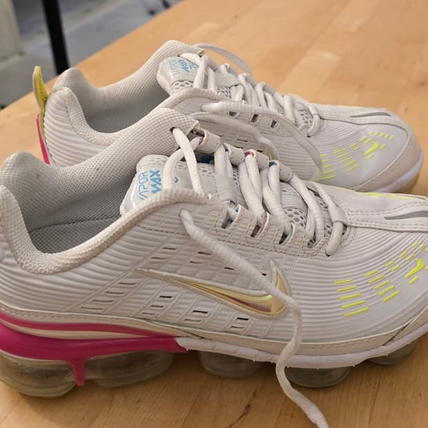 나이키 에어 베이퍼맥스 360 흰핑 (250mm)