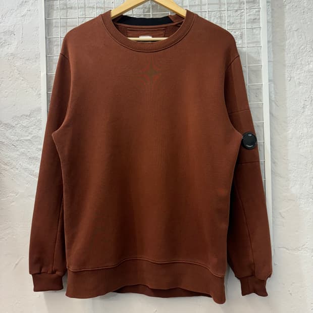 CP 컴퍼니 브라운 스웻셔츠 M