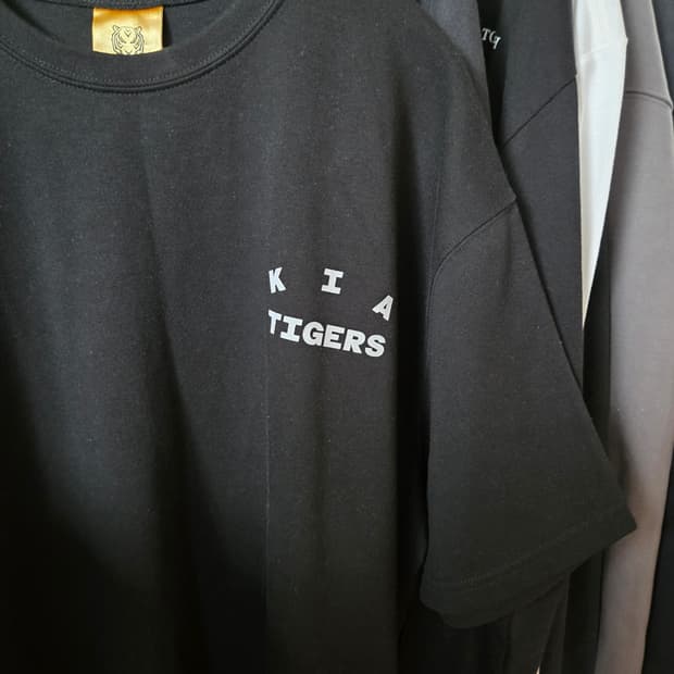 아이앱스튜디오×기아타이거즈 브랜드데이 티셔츠 2XL