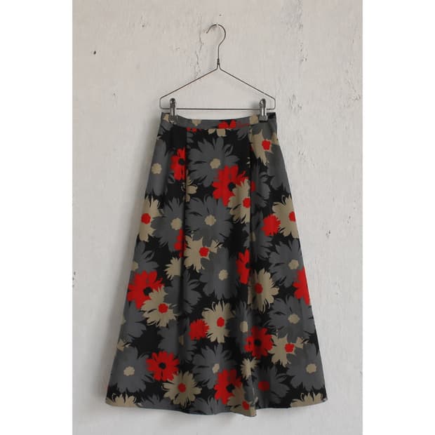 플라워 패턴 롱 스커트