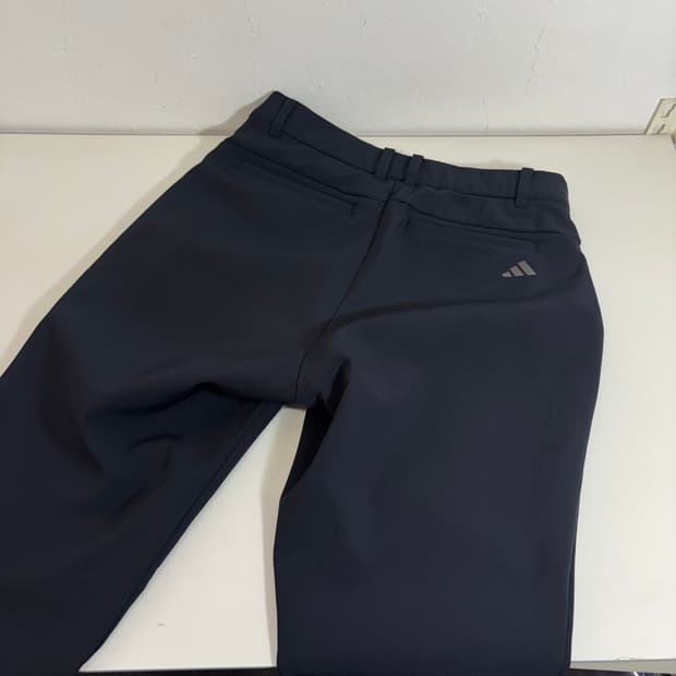 32 L 아디다스골프 다크네이비 레귤러핏 기모 방한 골프팬츠