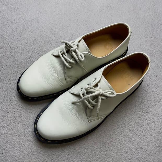 [42] 닥터마틴 1461 화이트 3홀 -270-275