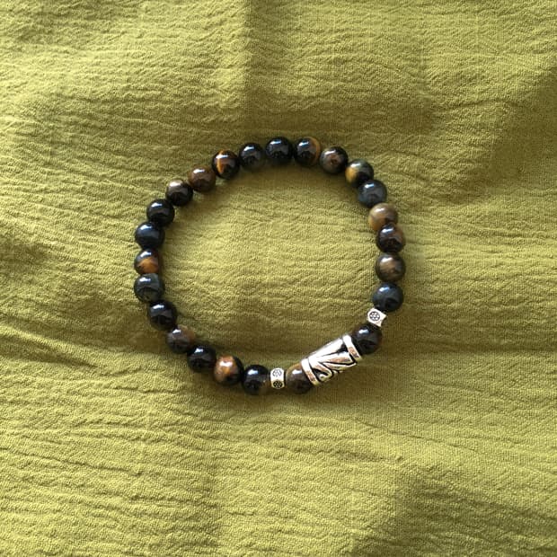 tiger eye bracelet