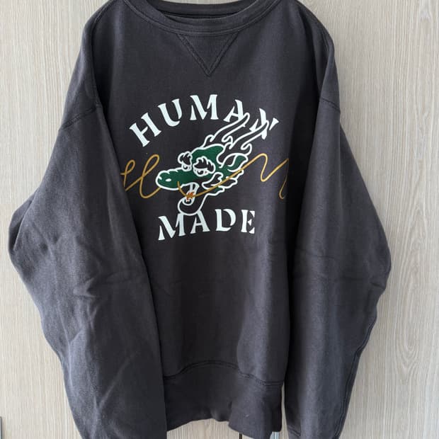 휴먼메이드 맨투맨