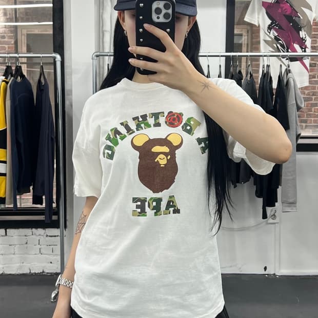 베이프 메디콤 베어브릭 티셔츠
