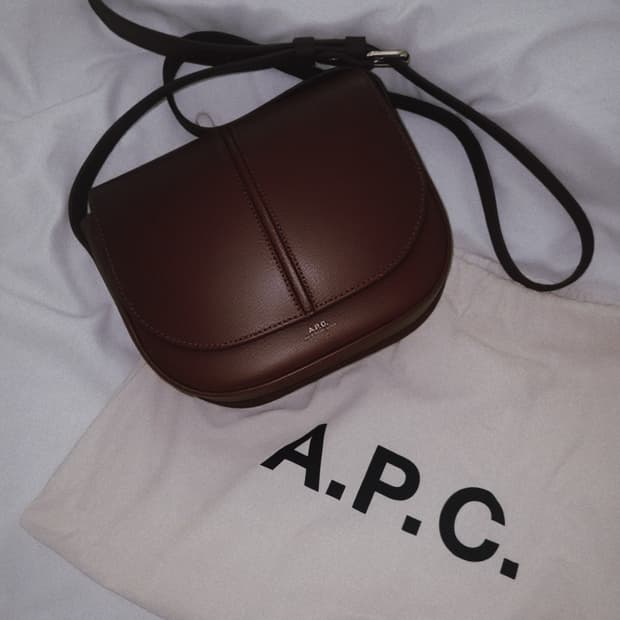 APC 아페쎄 베티백 브라운