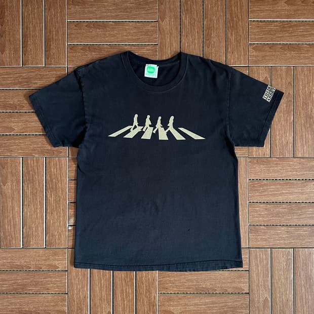 00’s Beatles abbey road vintage 1/2 tee