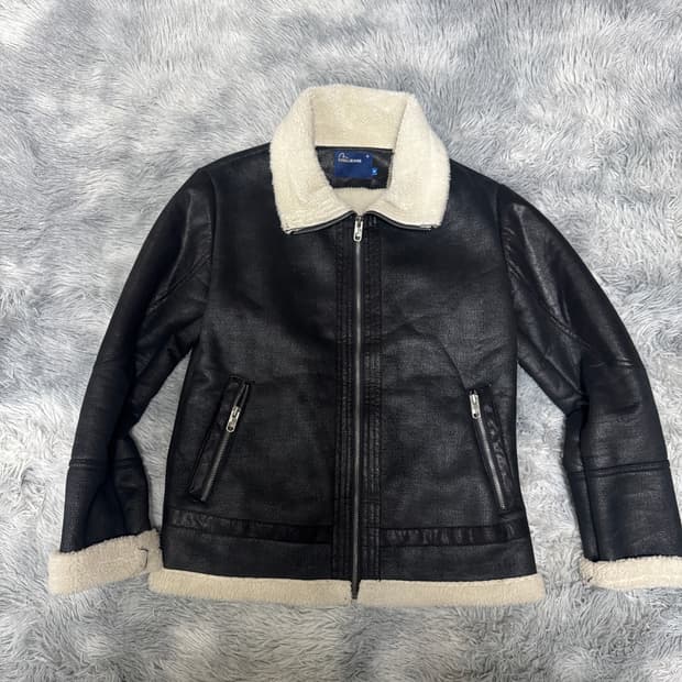 에비수 무스탕자켓 M사이즈 