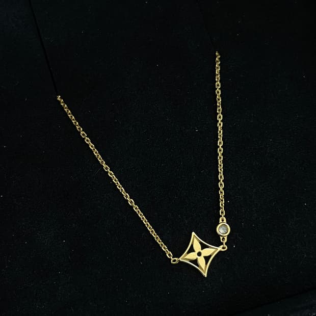 루이비통 이딜블라썸 목걸이