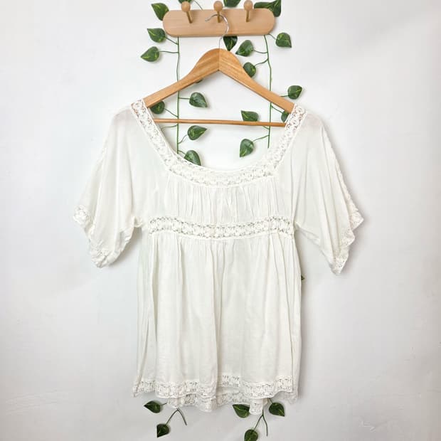 모리 크로쉐 블라우스