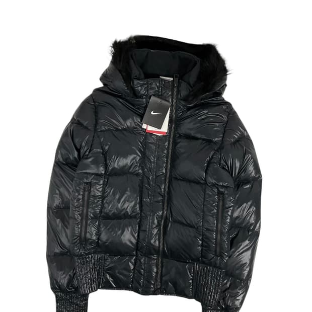 나이키 퍼 패딩 새상품 