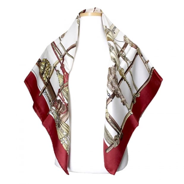 에르메스 버건디 파스망트리 실크 까레 스카프