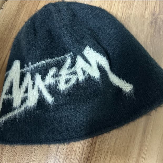 스투시 스컬캡 비니 판매합니다