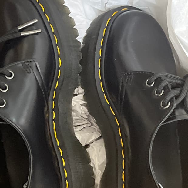 닥터마틴 1461 쿼드 블랙 230