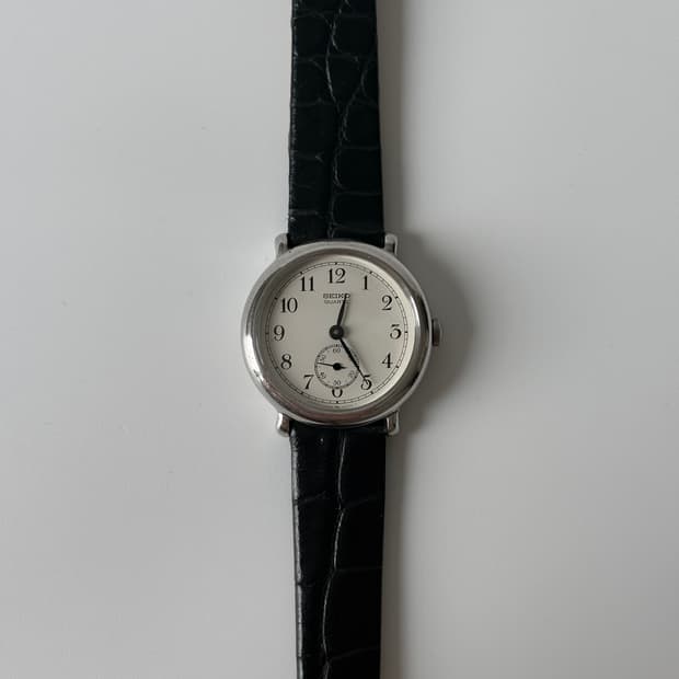 세이코 1980년대 스몰 세컨즈 실버 쿼츠 여성
