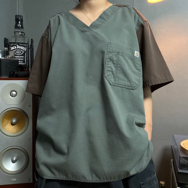 칼하트 스크럽반팔