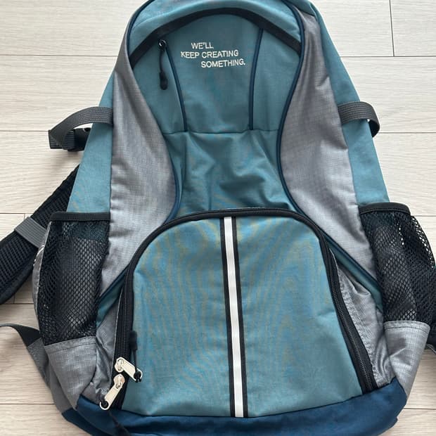 노컨텐츠 백팩 블루