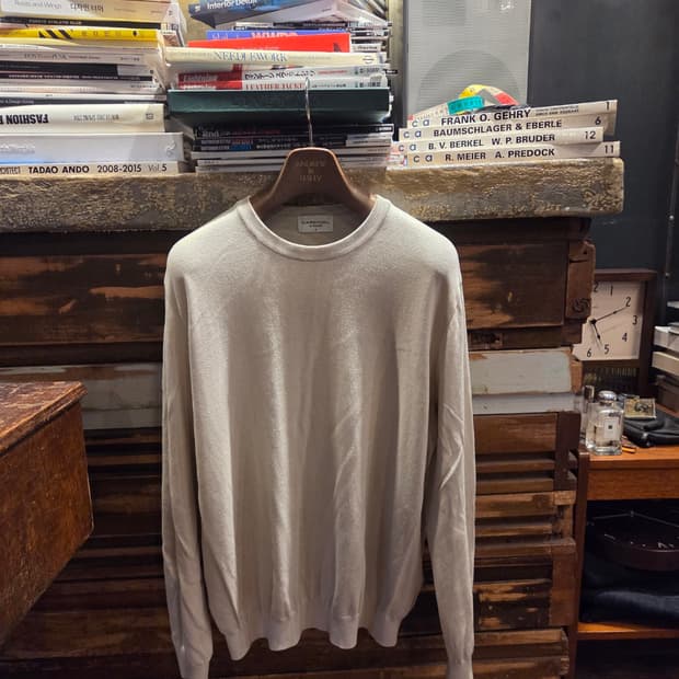 갤럭시 카디날 니트