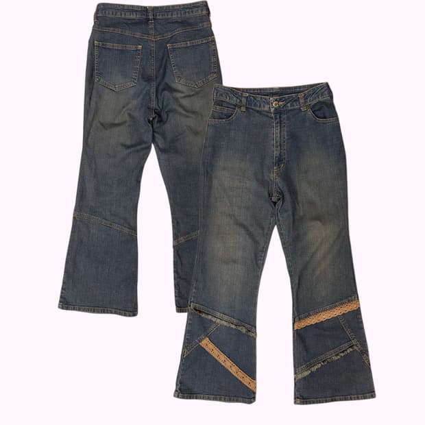 lace detail capri jean