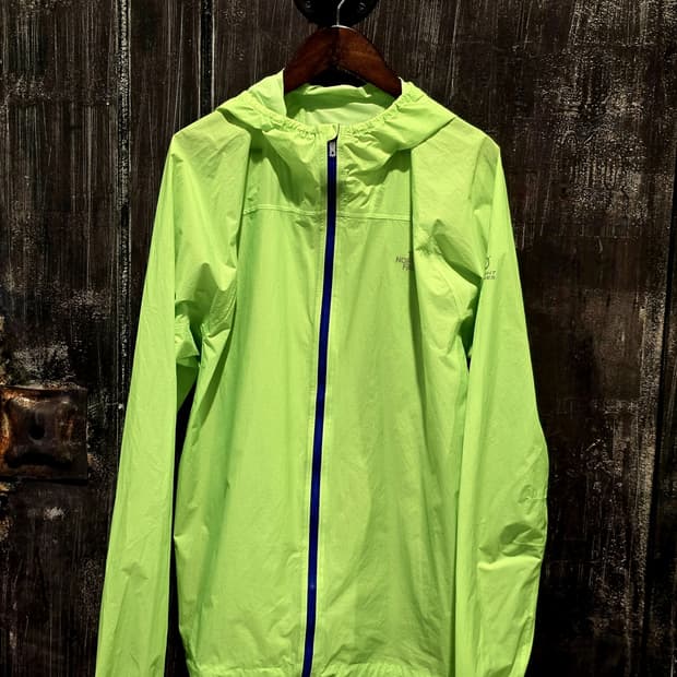 The North Face Flight Series Windbreaker