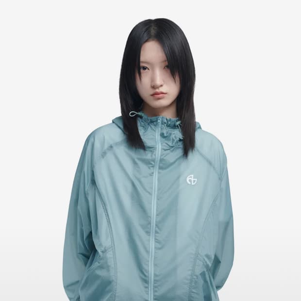 노매뉴얼 바람막이 마리나 M