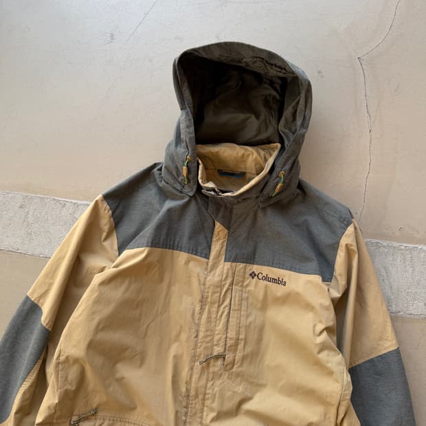 컬럼비아 아웃도어 윈드브레이커