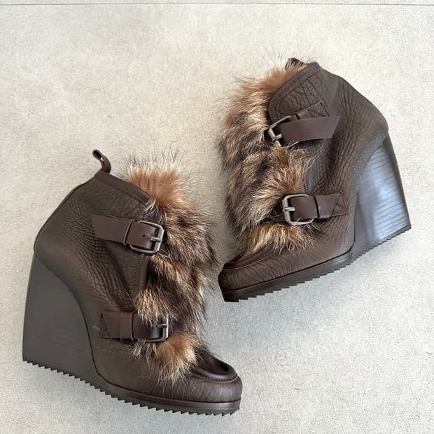 피에르하디 아카이브 브라운 퍼 레더 웨지부츠