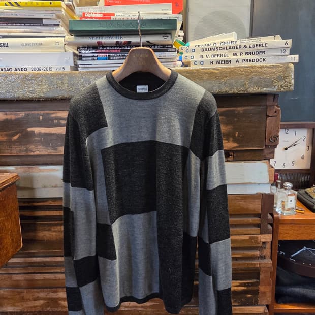 아르마니 꼴레지오니 니트