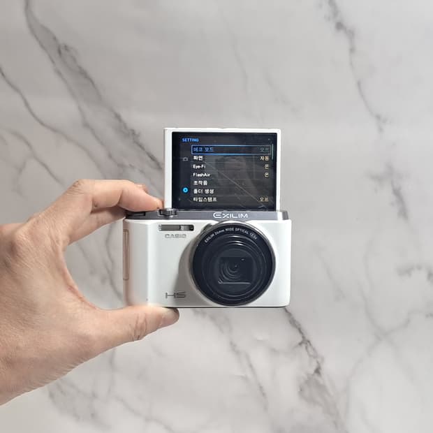 강추! 카시오 EXILIM EX-ZR1100 빈티지 화이트 카메라