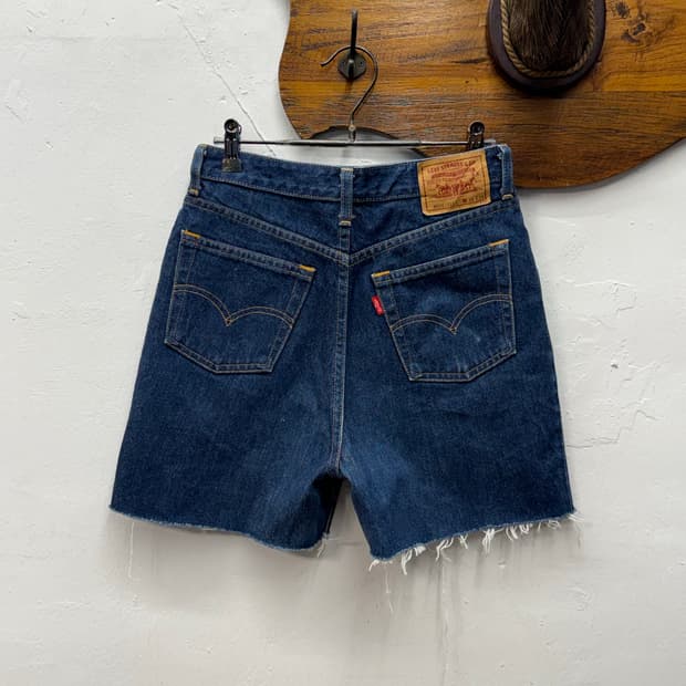90s Japan Levi’s W626 Denim Shorts