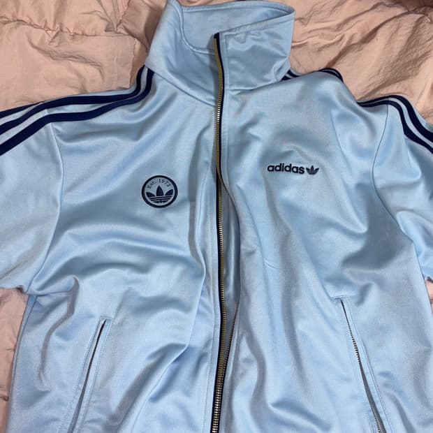 (W) 아디다스 파이어버드 배지 트랙 탑 클리어 스카이 m사이즈