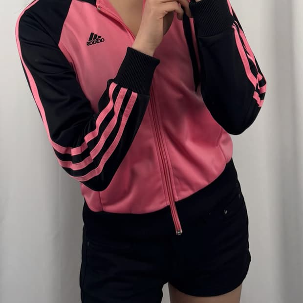 아디다스 핑크 블랙 배색 후드집업