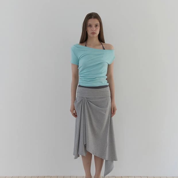 아수라 STUDDED ONE-SHOULDER T (MINT)