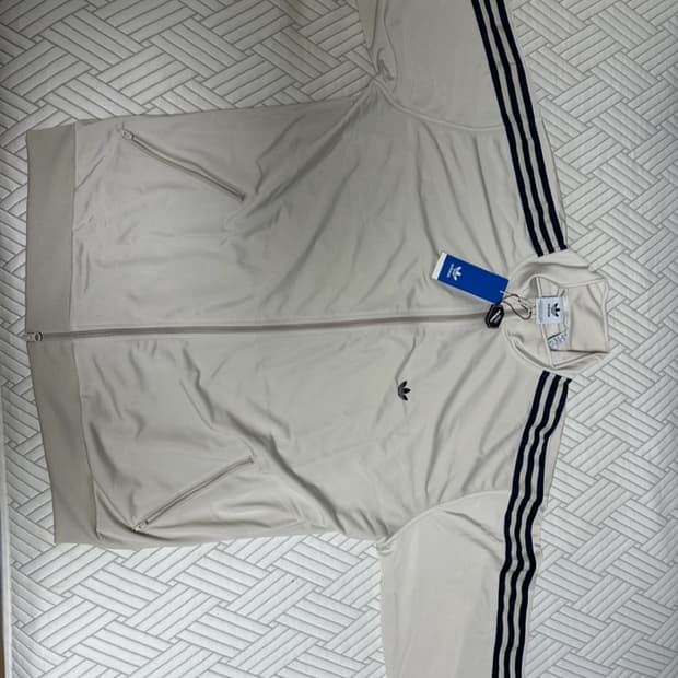 아디다스 베켄비우어 트랙탑