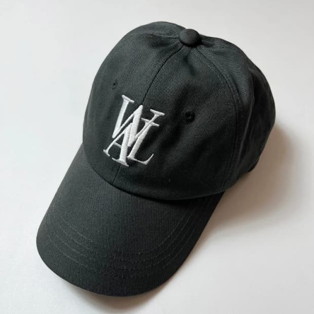 우알롱 25ss 로고 볼캡 Q1353