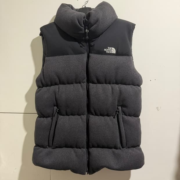 노스페이스 패딩 조끼