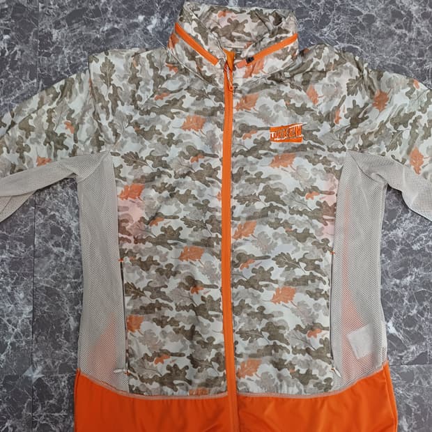 루켄 아웃도어 유니크 나뭇잎 패턴 자켓 90