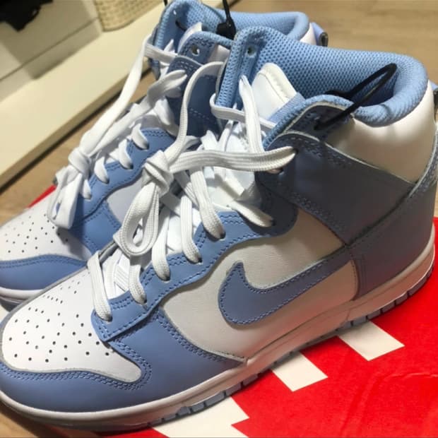 나이키 덩크 하이 알루미늄 235