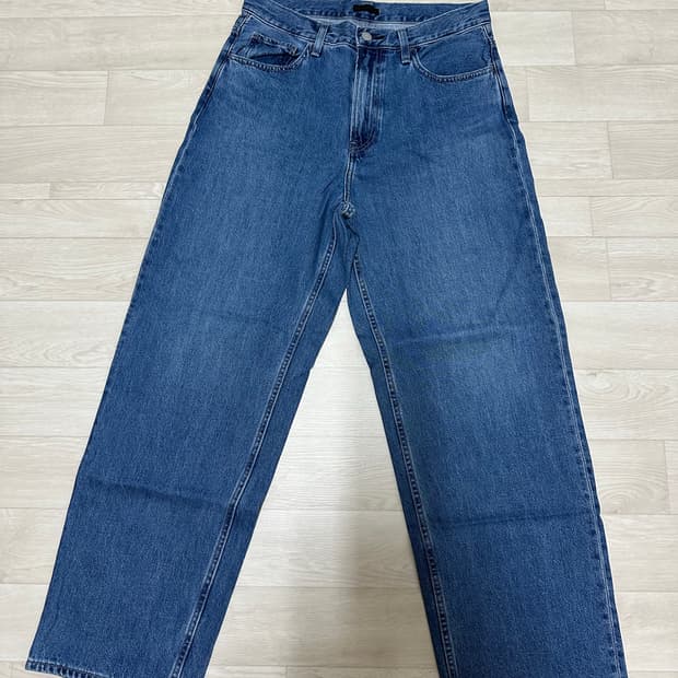 유니클로 와이드스트레이트 진 31사이즈