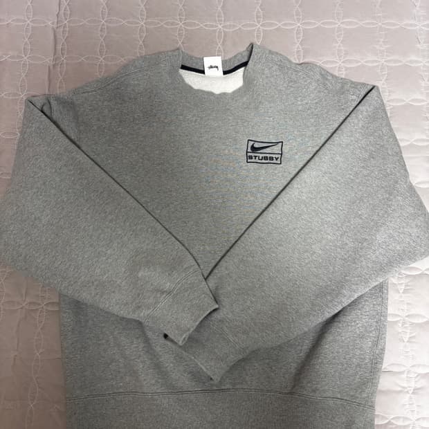 나이키 스투시 맨투맨 xs