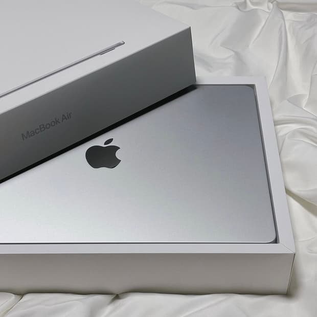 맥북 에어 M3 13인치 새상품