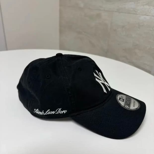 뉴에라 에임레온도르 볼캡